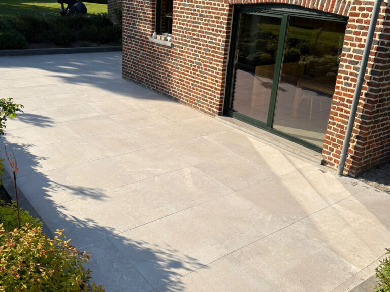 Terrasse carrelage DG Flo
